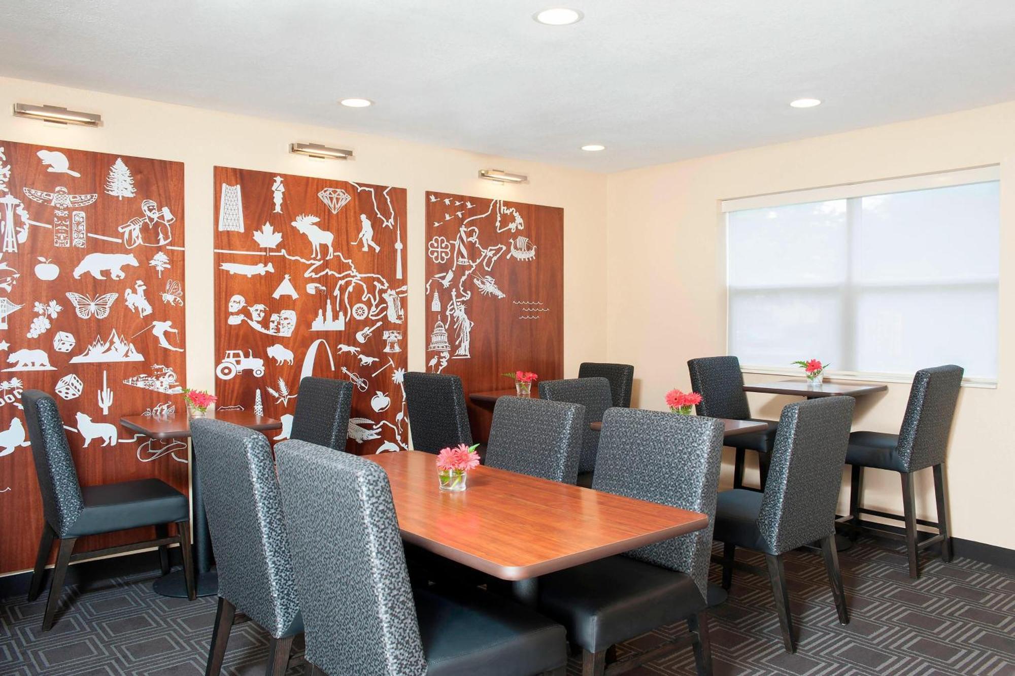 Towneplace Suites By Marriott Indianapolis - Keystone מראה חיצוני תמונה