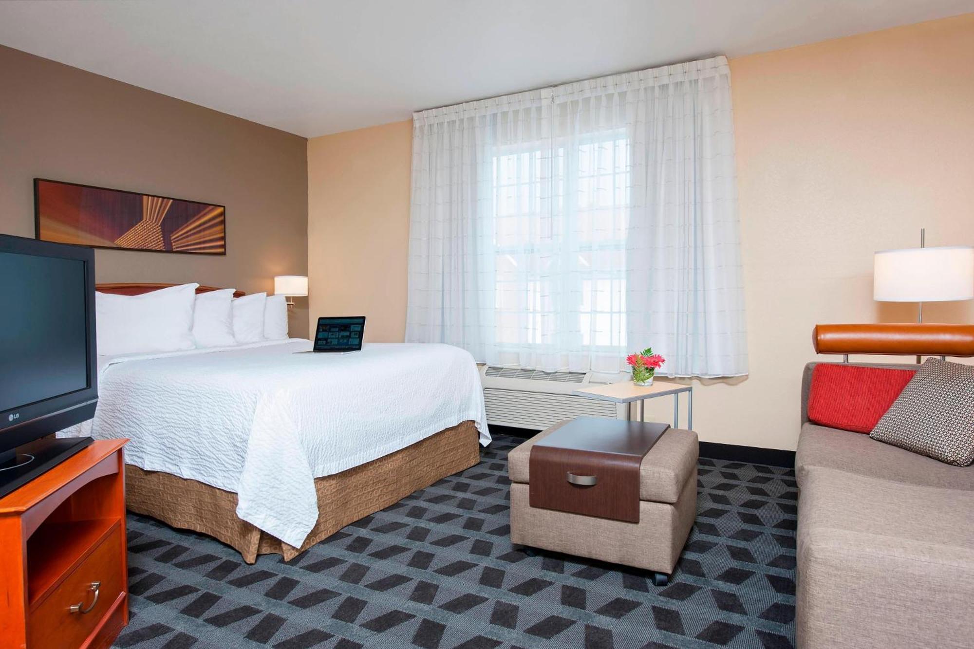 Towneplace Suites By Marriott Indianapolis - Keystone מראה חיצוני תמונה