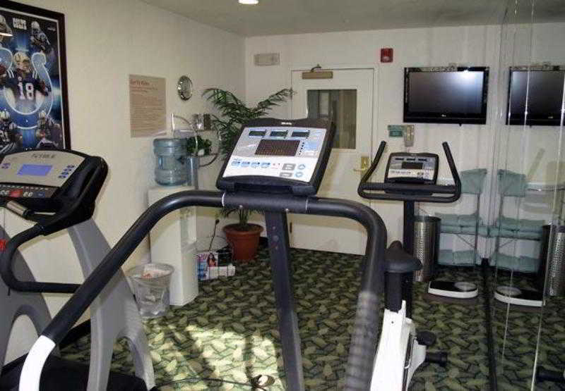 Towneplace Suites By Marriott Indianapolis - Keystone מראה חיצוני תמונה